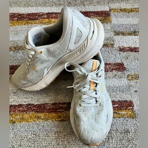 Brooks Adrenaline GTS 23 womens 9.5 white gold limited edition sneaker shoe SALE